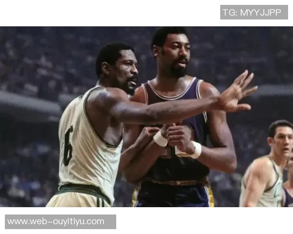 浓眉半场0分回顾上次发生在去年圣诞大战前的伤退时刻