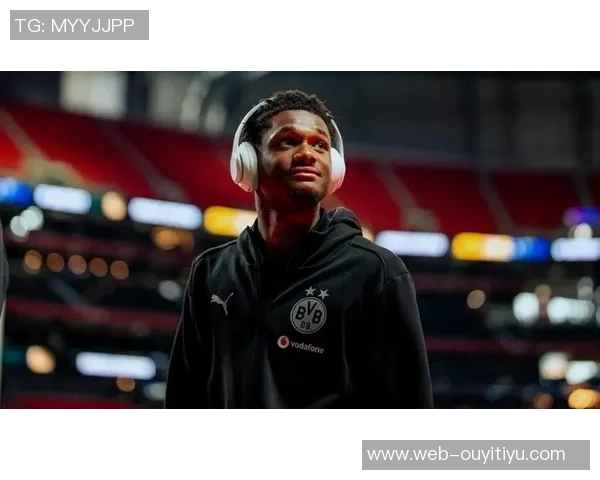 德媒报道杜兰维尔或将一月租借离开多特蒙德寻求更多出场机会